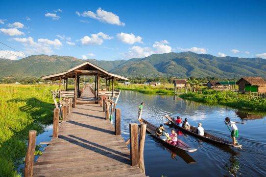 Discover Inle Lake, Myanmar: A Timeless Journey into Myanmar's Floating World